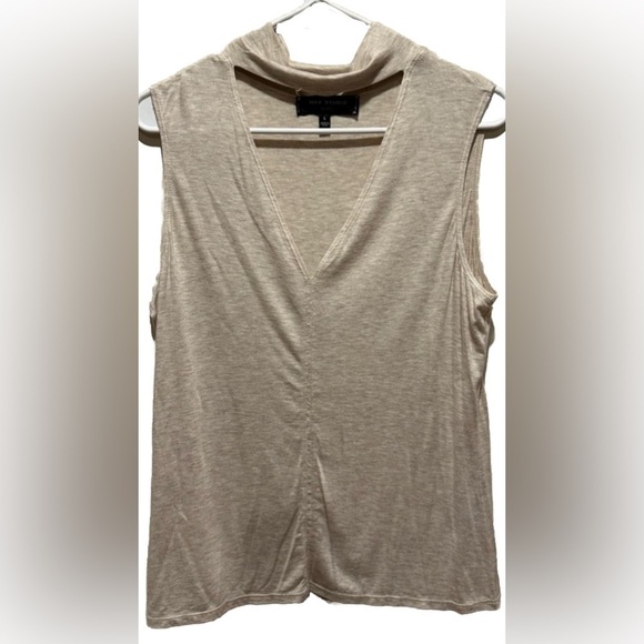 Max Studio V-Neck Shirt - Picture 2 of 4